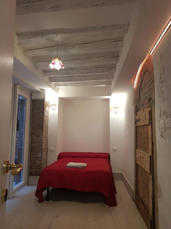 Golden Place Venice Luaran gambar