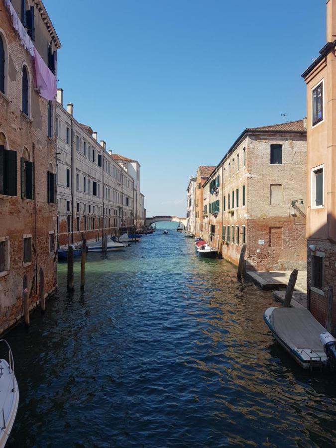 Golden Place Venice Luaran gambar
